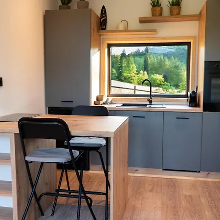 With Sauna Dobeskid *