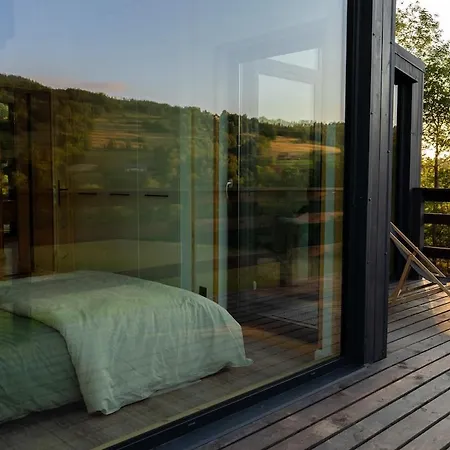 With Sauna Dobeskid * Krzyzowki