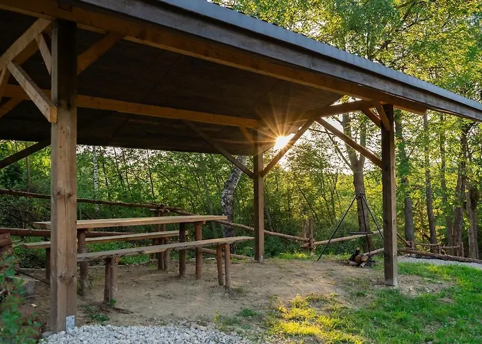 בקתה With Sauna Dobeskid *