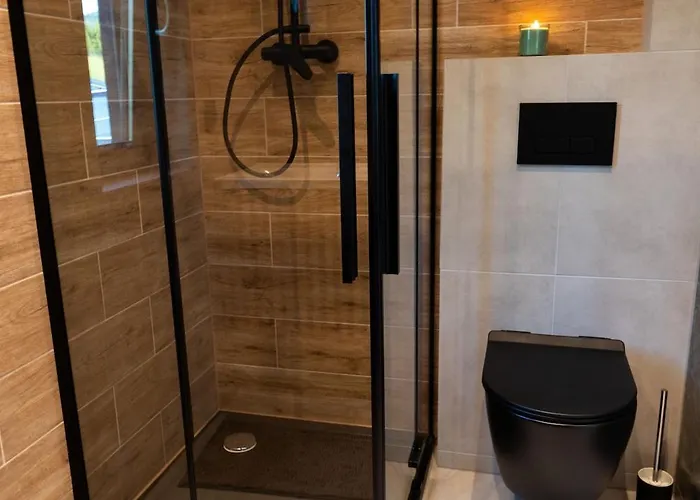 With Sauna Dobeskid * Krzyzowki